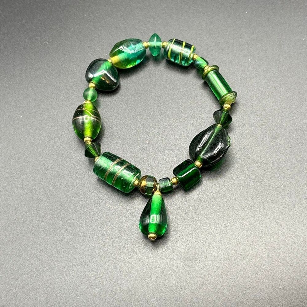 Green and Gold Beaded Stretch Bracelet, NEW, Hand Made, Adjustable, Artisan